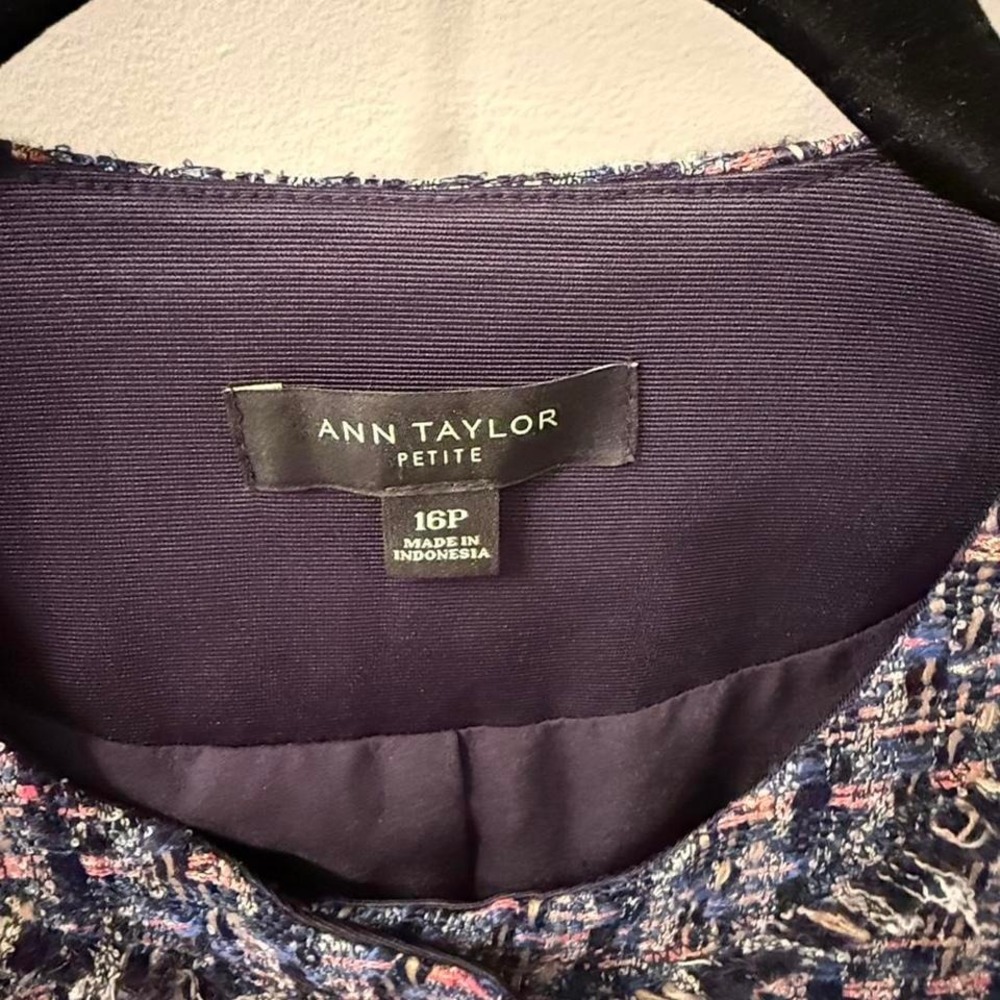 Ann Taylor purple tweed jacket with pockets Size 16P - Picture 3 of 5